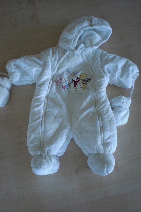 weißer Schneeanzug Winnie Puuh Gr. 62 C&A Top Zustand
