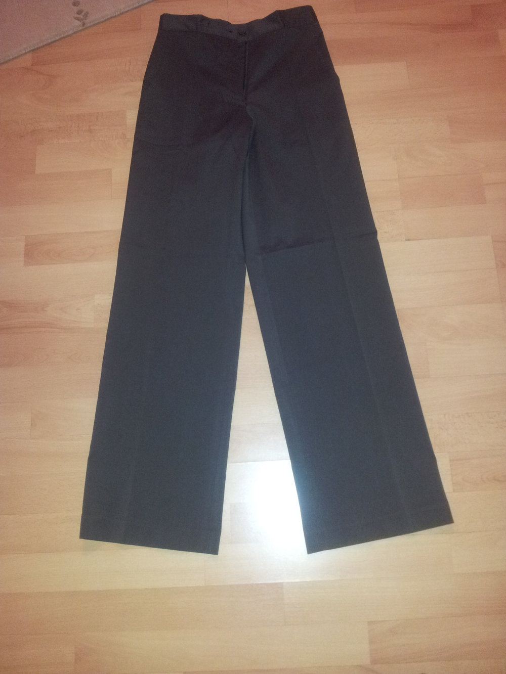 Marlene Hose von Zero, NEU