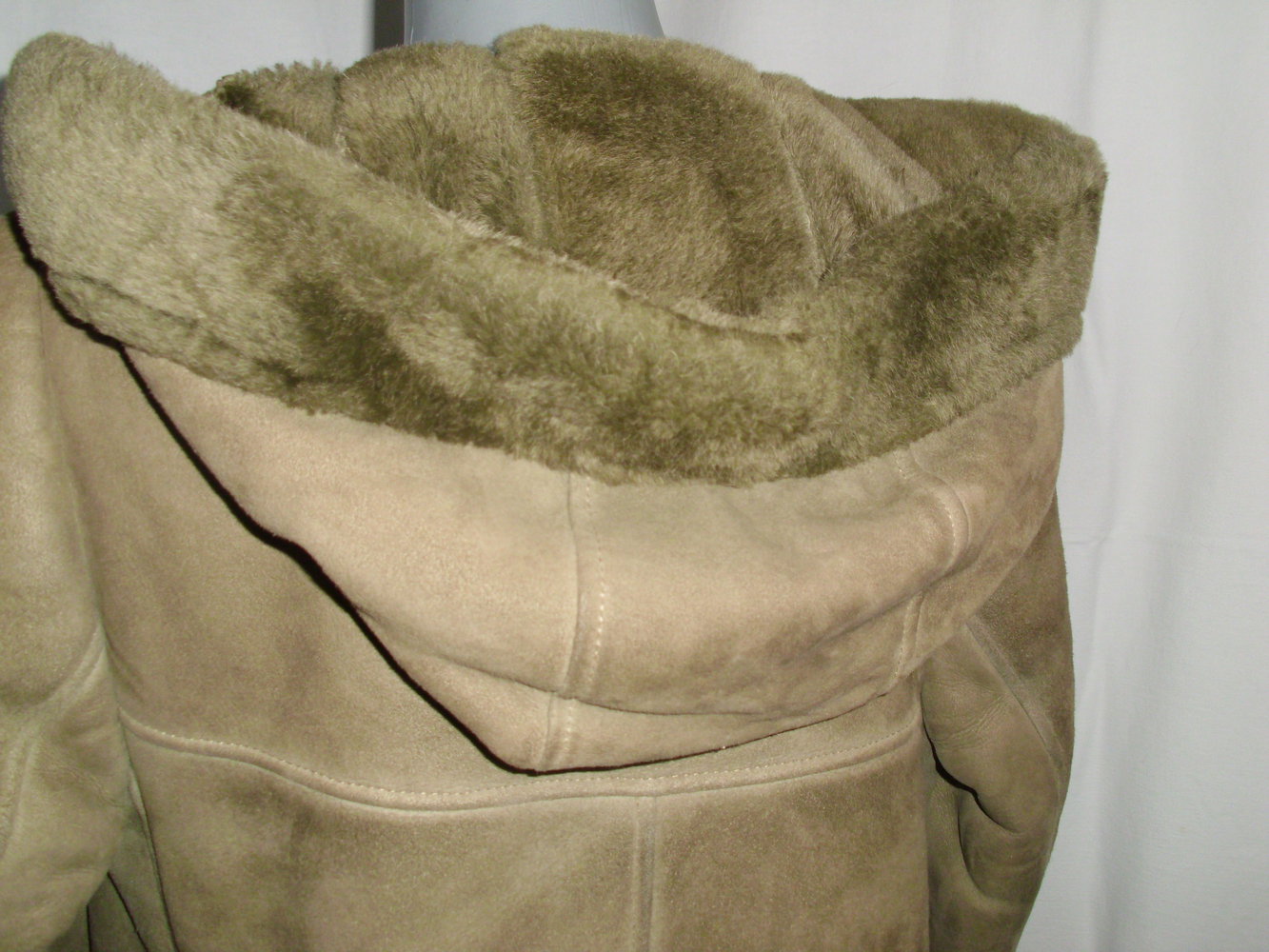 Lammfellmantel Echtfell Kapuze Gr. 38 / 40
