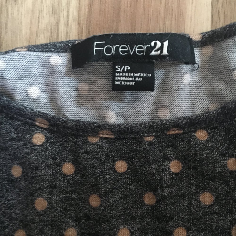 Gepunktetes Crop Top