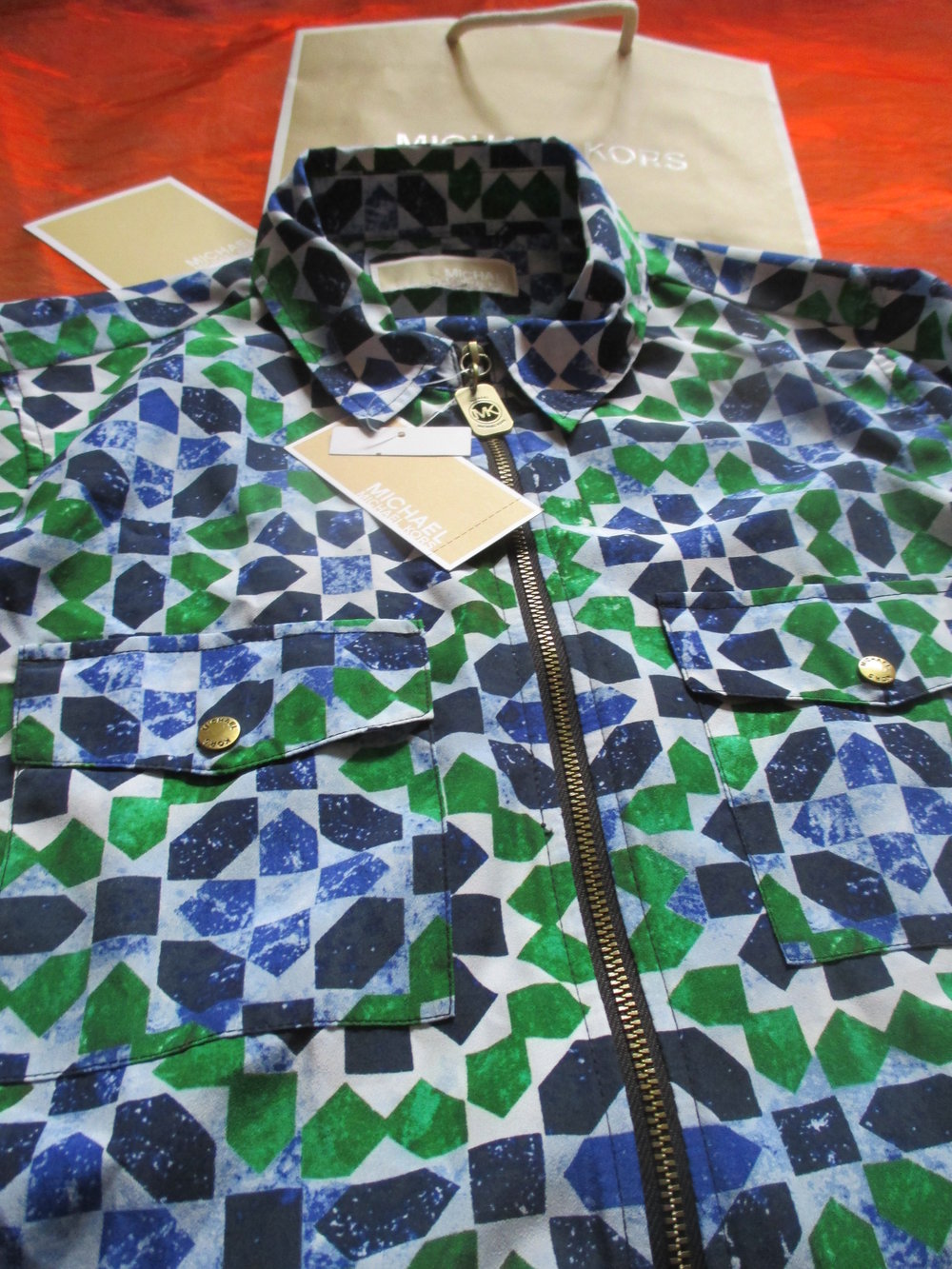 NEU mit ETIKETT Umwandelbare Kurz oder Langarm Boho Hippie Gold Zipper Blusen Jacke 
