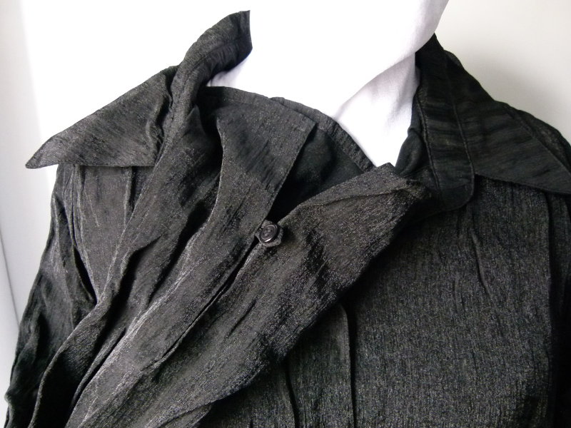 Hemdenbluse Bluse Jacke aus schwarz glänzendem Crash-Stoff, Gothic Boho Goa Festival Festlich Mori