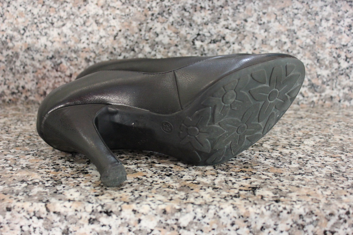 Schwarze Pumps