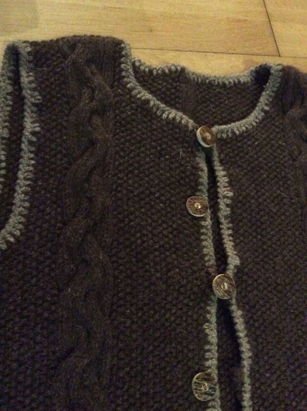 Weste neu Herren Größe M-L Handmade Zopfmuster gestrickt 