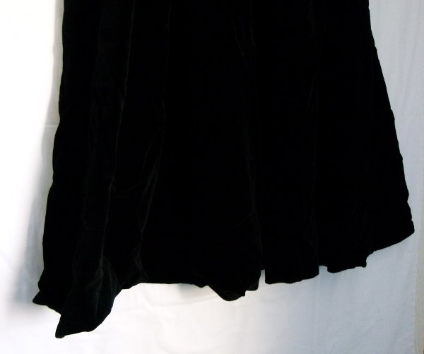 Samt Kleid, historisch geschnitten, schwarz bordeaux, Gothic Larp Folklore Trachten Velvet Cottagecore