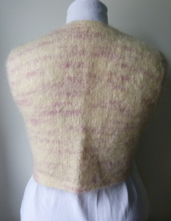 Strickweste Bolero, Handarbeit, superweich und flauschig, hellgelb pink meliert, Unikat, Boho Mori Vintage Goa Retro 70s Festival Lagenlook Cottagecore