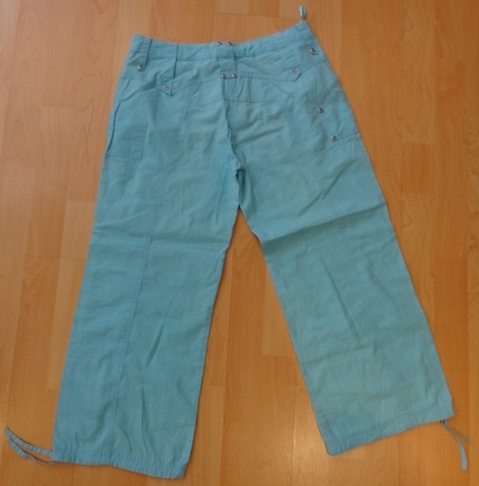 Leichte 3/4 Hose in türkis Gr. 176