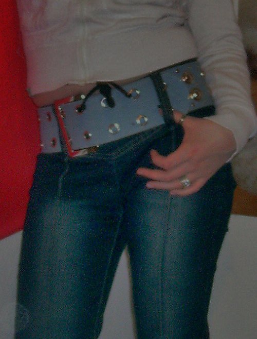 Breiter Jeans Gürtel mit Nieten