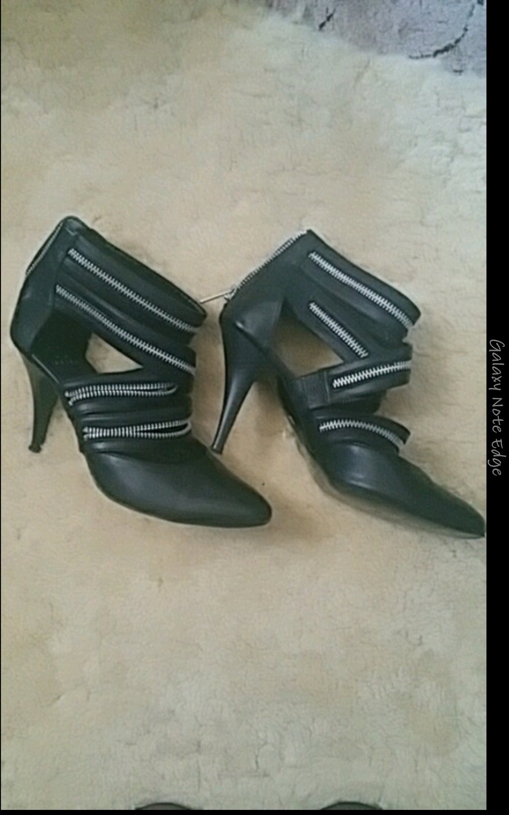 Pumps von Akira