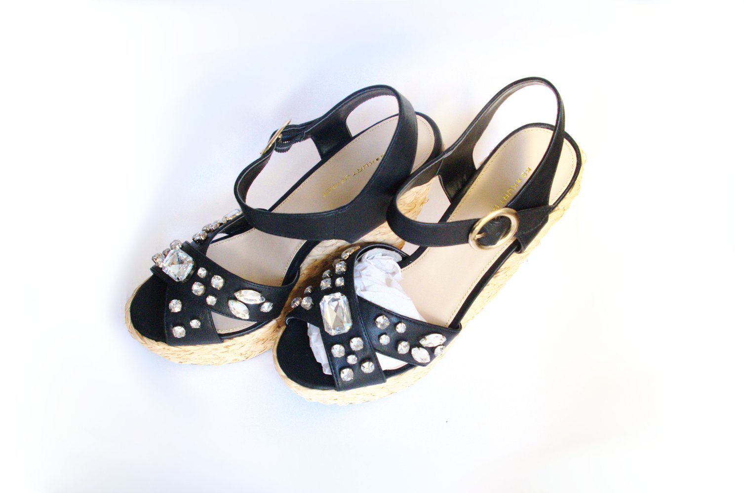 Auffällige Kurt Geiger Wedge High Heels Gr. 40 Bast vegan Leder strass retro Keilabsatz Sandalen