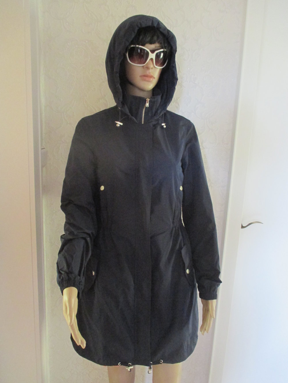 NEU Seidige/r, Multifunktion Trench Coat Kapuzen Long- Jacke oder Kurz- Mantel 