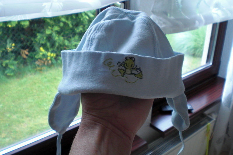 blaue Mütze mit Frosch 1-3 Monate