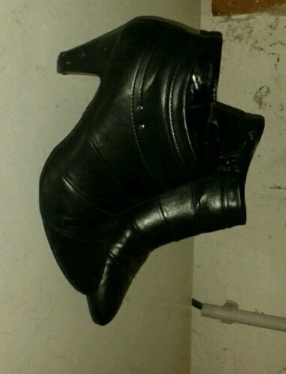 Schöne ankle boots schwarz nieten