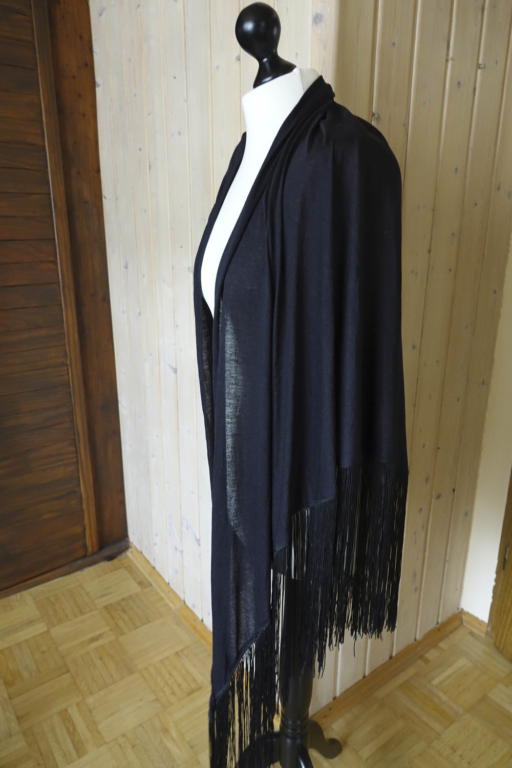 Schwarzer XXL Bolero