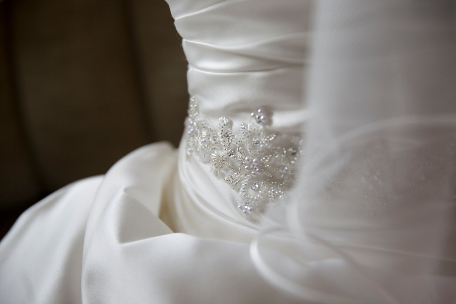 Brautkleid Gr. 36 creme/ivory A-Linie mit eingearbeiteter Korsage, schulterfrei- gereinigt, ohne Gebrauchsspuren