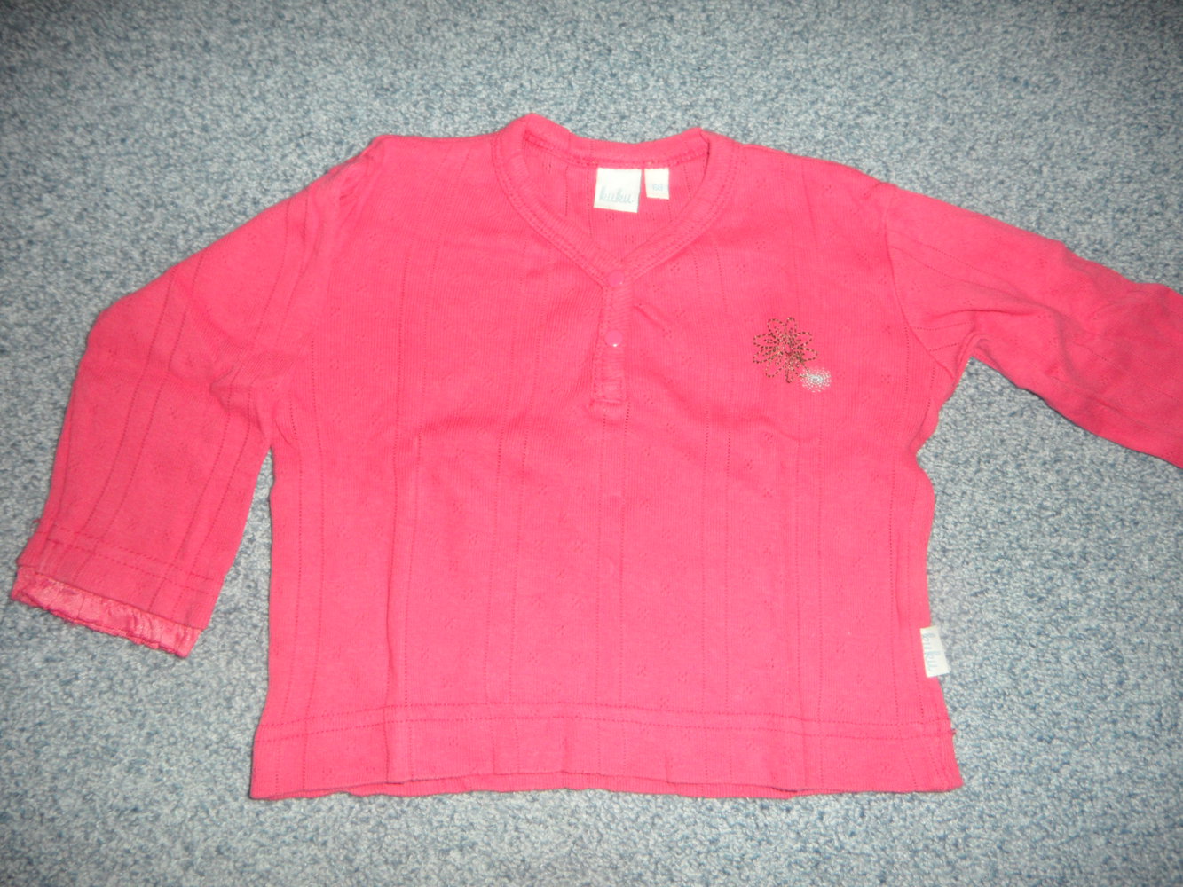 kuku Langarmshirt mit Lochstickerei und Rüschen