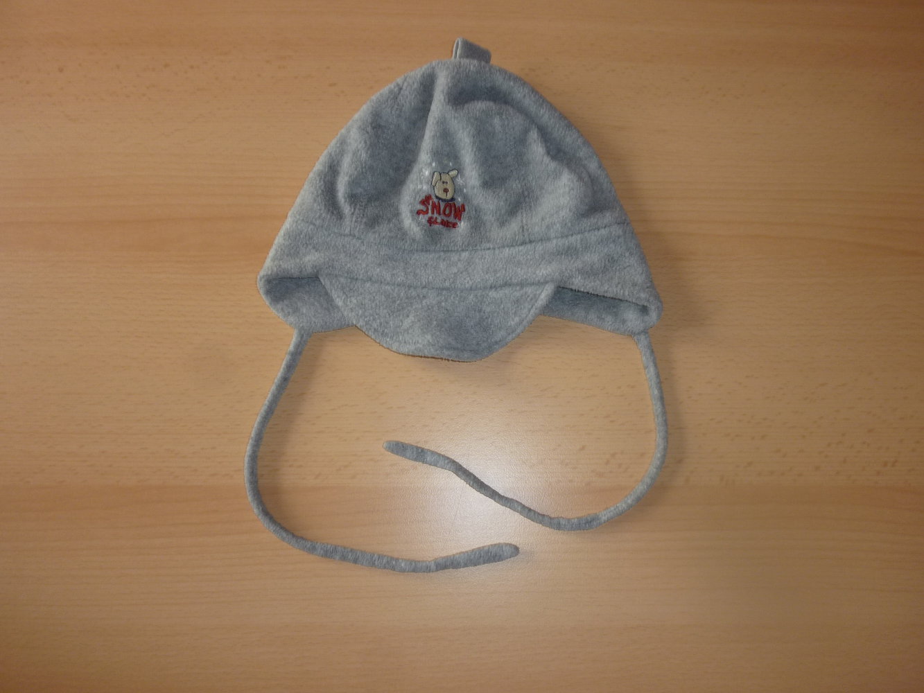 graue Wintermütze