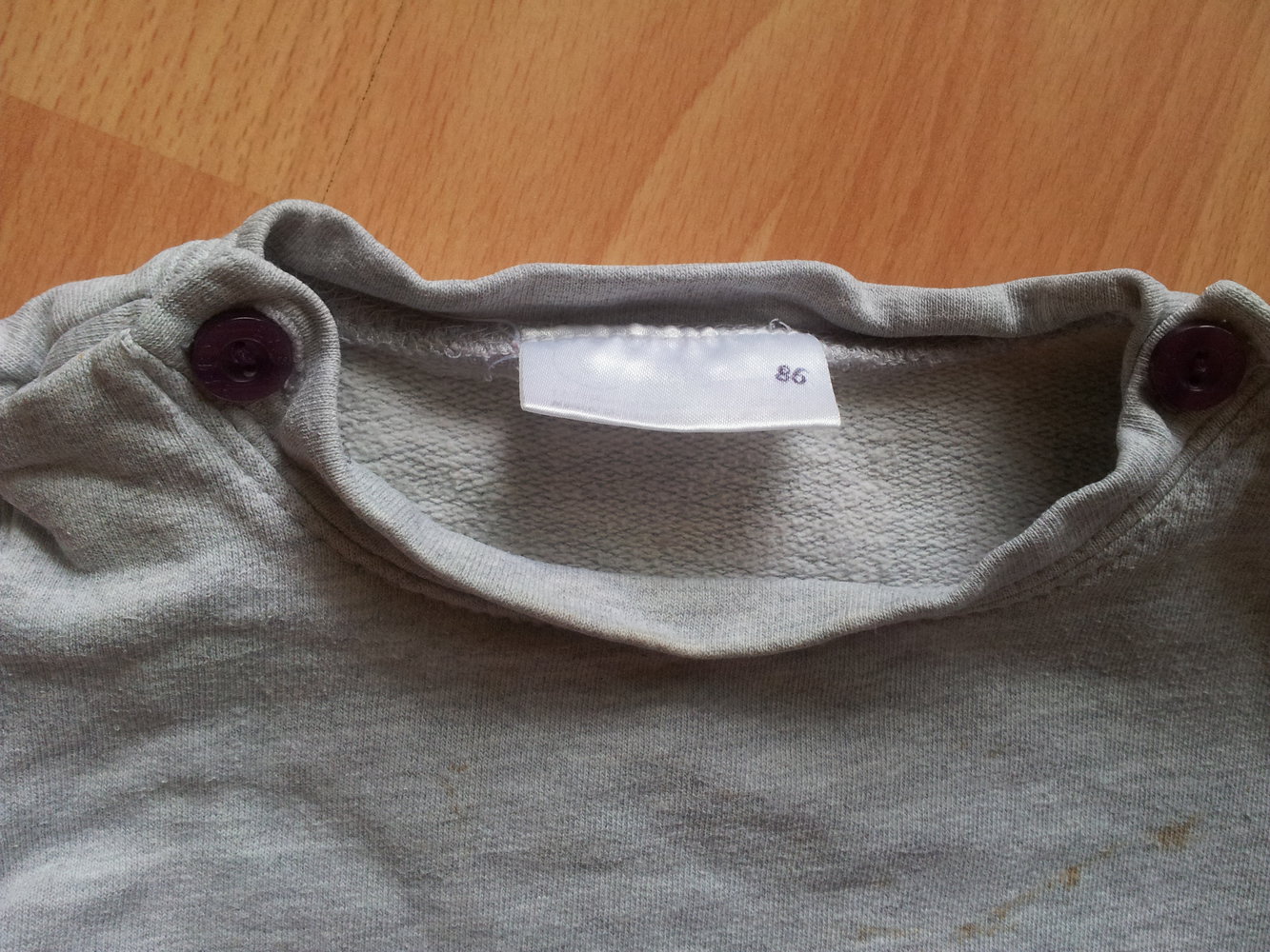 Pullover grau Herbstwald Bäume Gr. 86