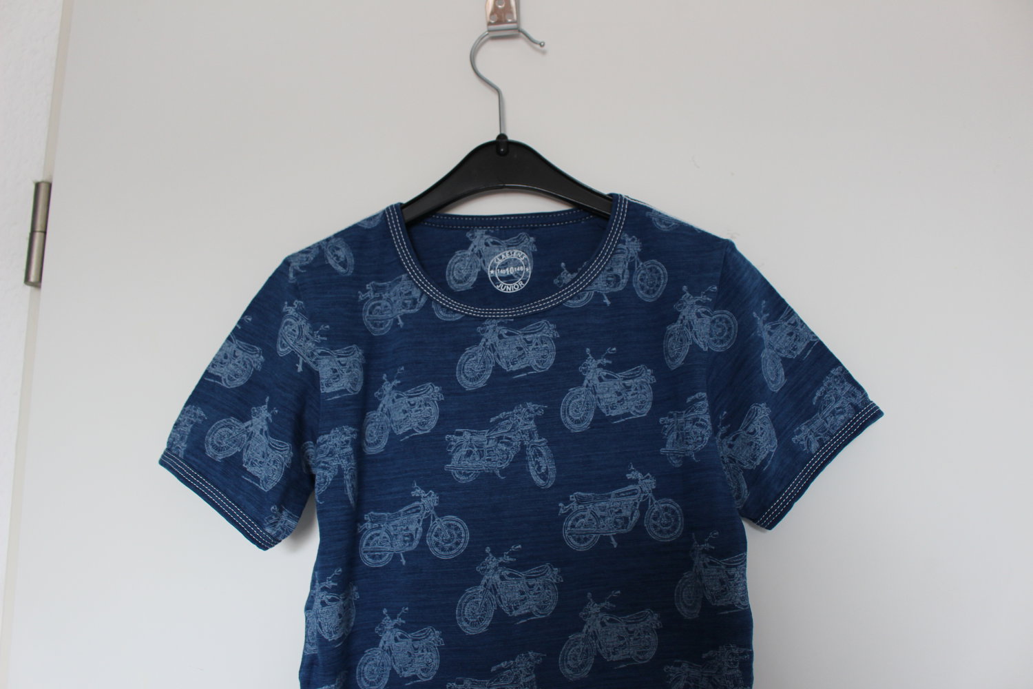 270. T-Shirt von Claesen's, Gr. 140-146, blau