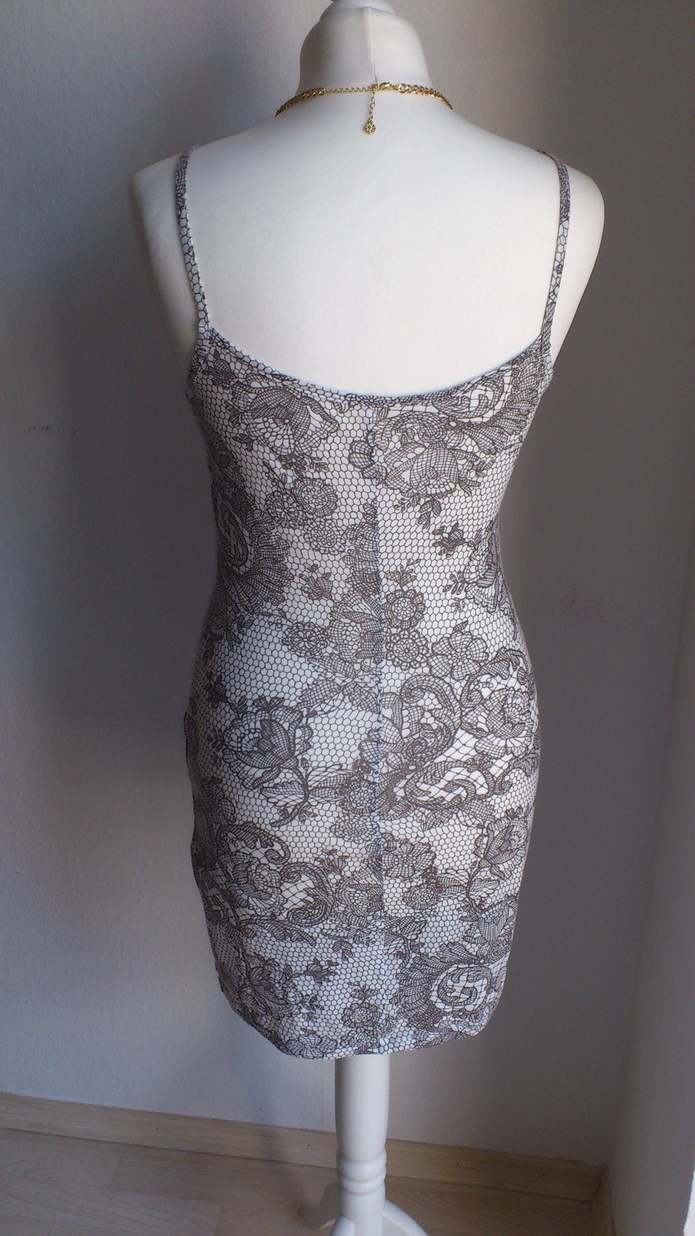 Schönes, zweiteiliges Kleid Benetton 32 XXS