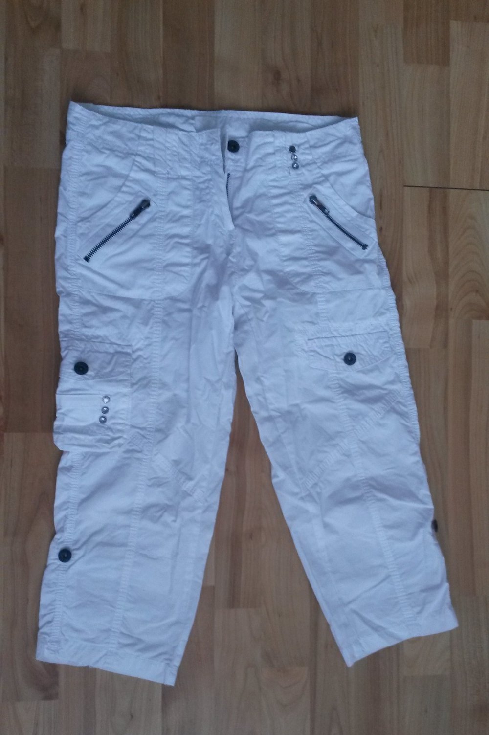 Weiße ¾ Hose Gr. 164