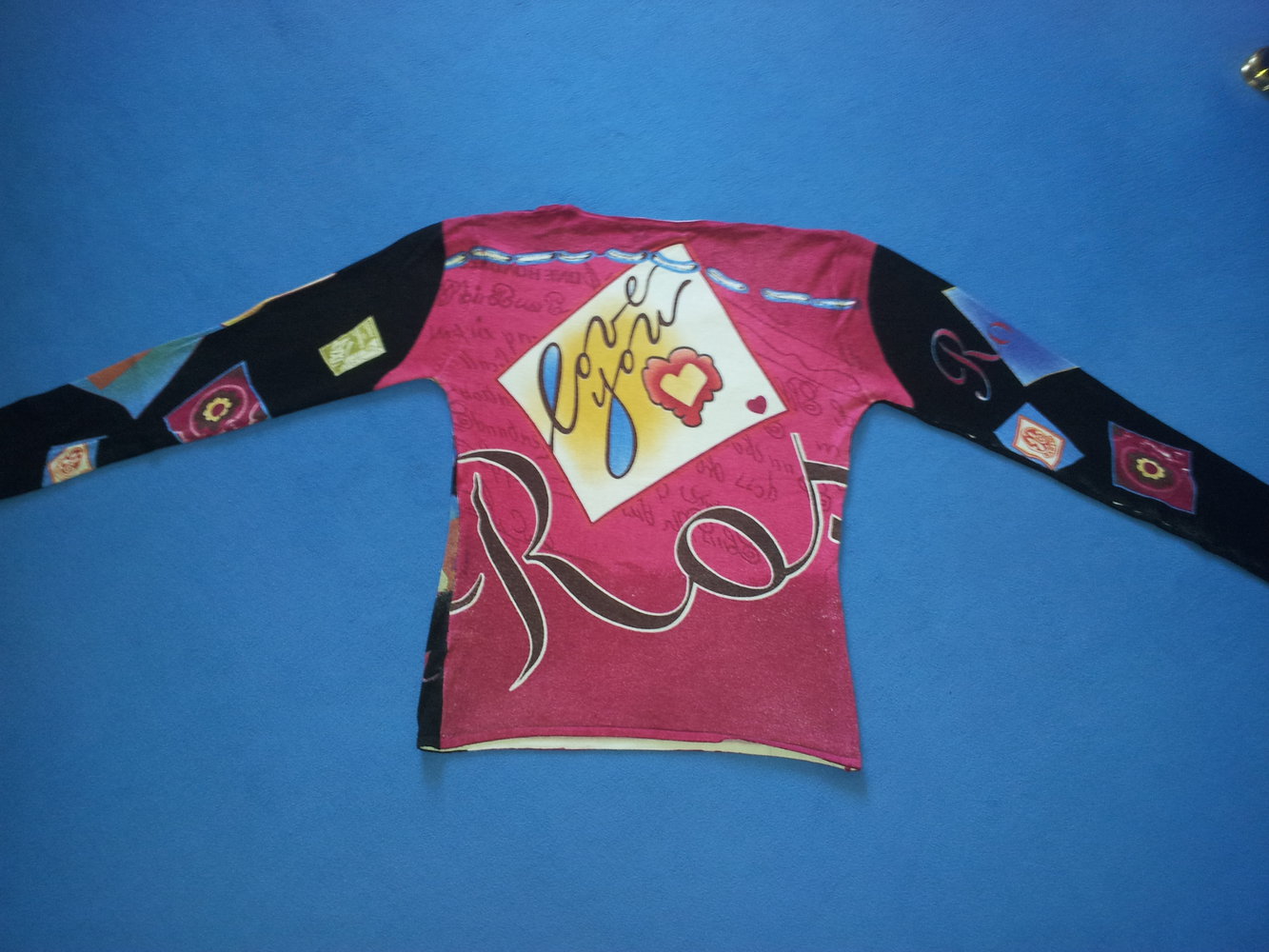 Schwarz-bunter Pullover tolles Design,schönes Material, sehr weich