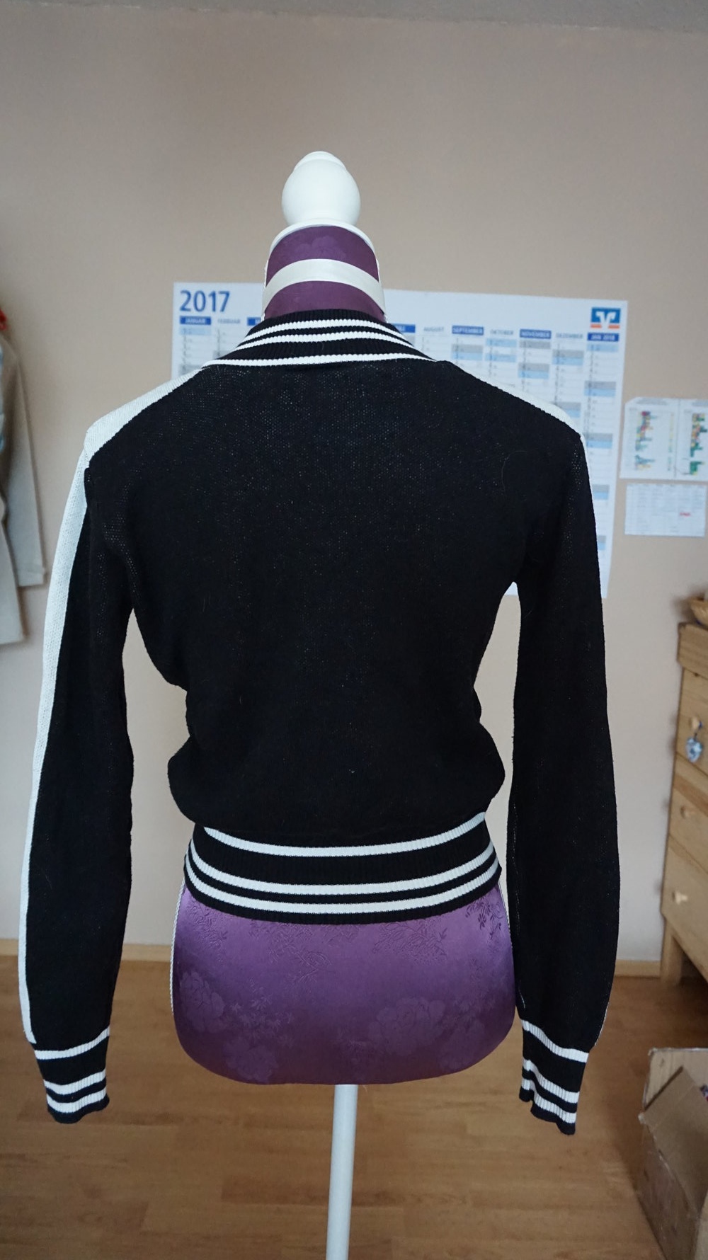 Bomberjacke Strick Sportlich Gr. 34 schwarz weiß 