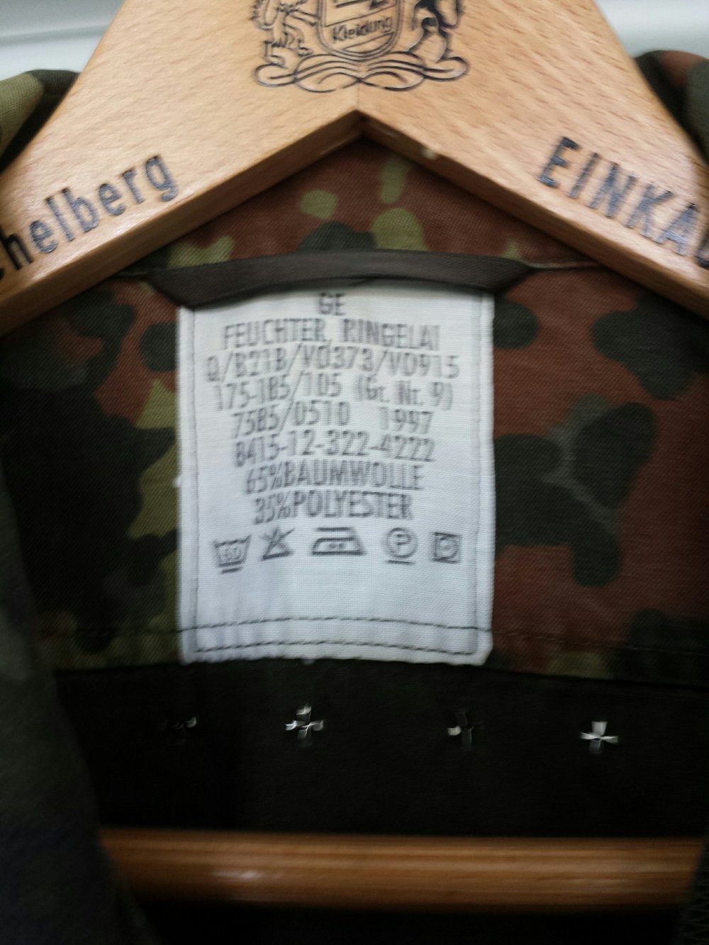 army weste nieten