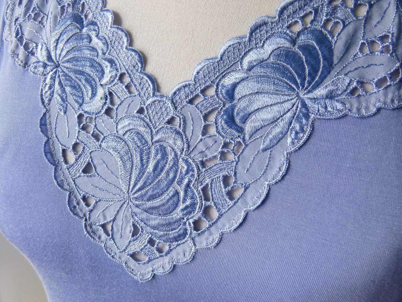 Sommer Top mit Spitze, lavendelblau violett, Boho Mori Goa Hippie Vintage Festival