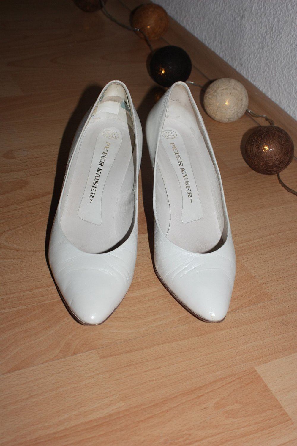 Weiße Peter Kaiser Echtlder Pumps, Gr. 40