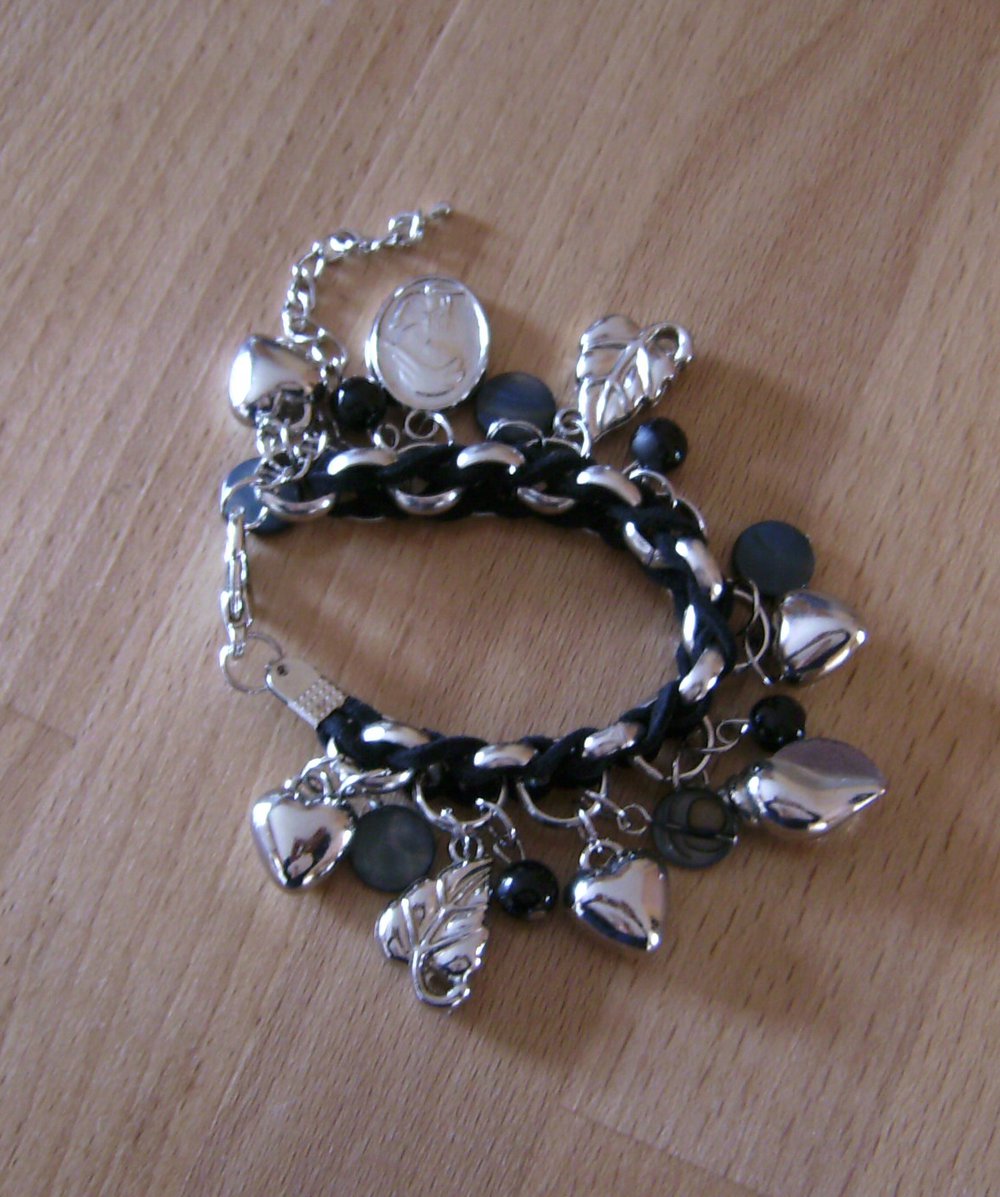 Bettelarmband , Landhaus-Stil, Armband schwarz silber, Modeschmuck, Herzel, Oktoberfest Flechtoptik