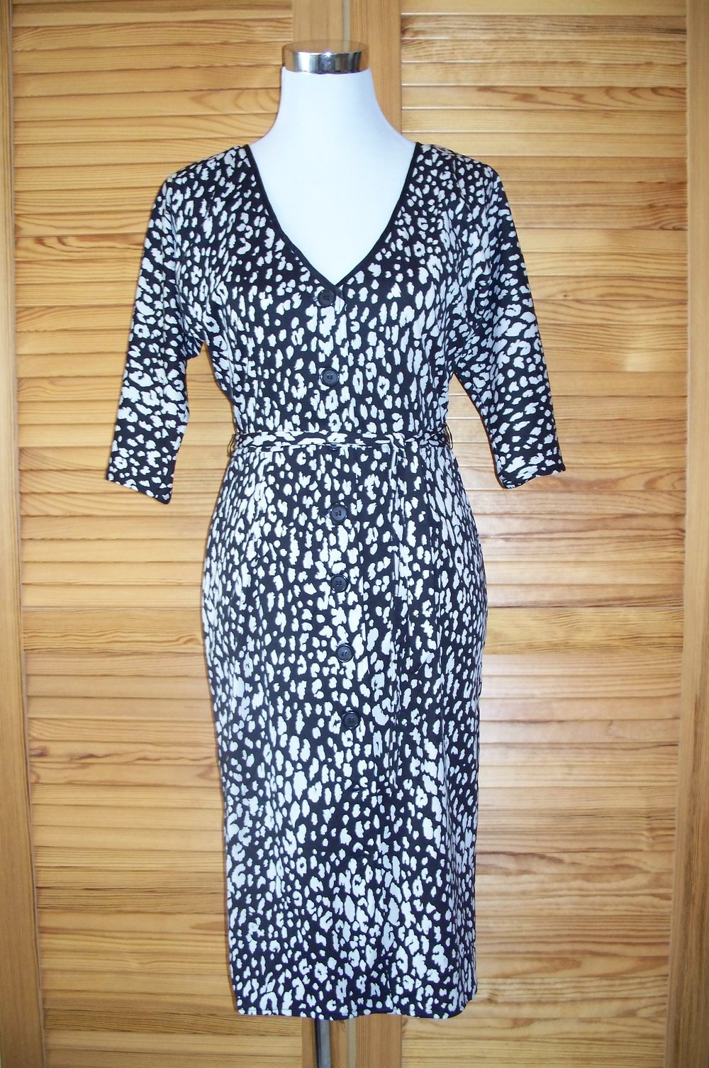 VINTAGE// Knielanges 80er-Kleid gemustert schwarz/ weiß Gr. 36/ 38
