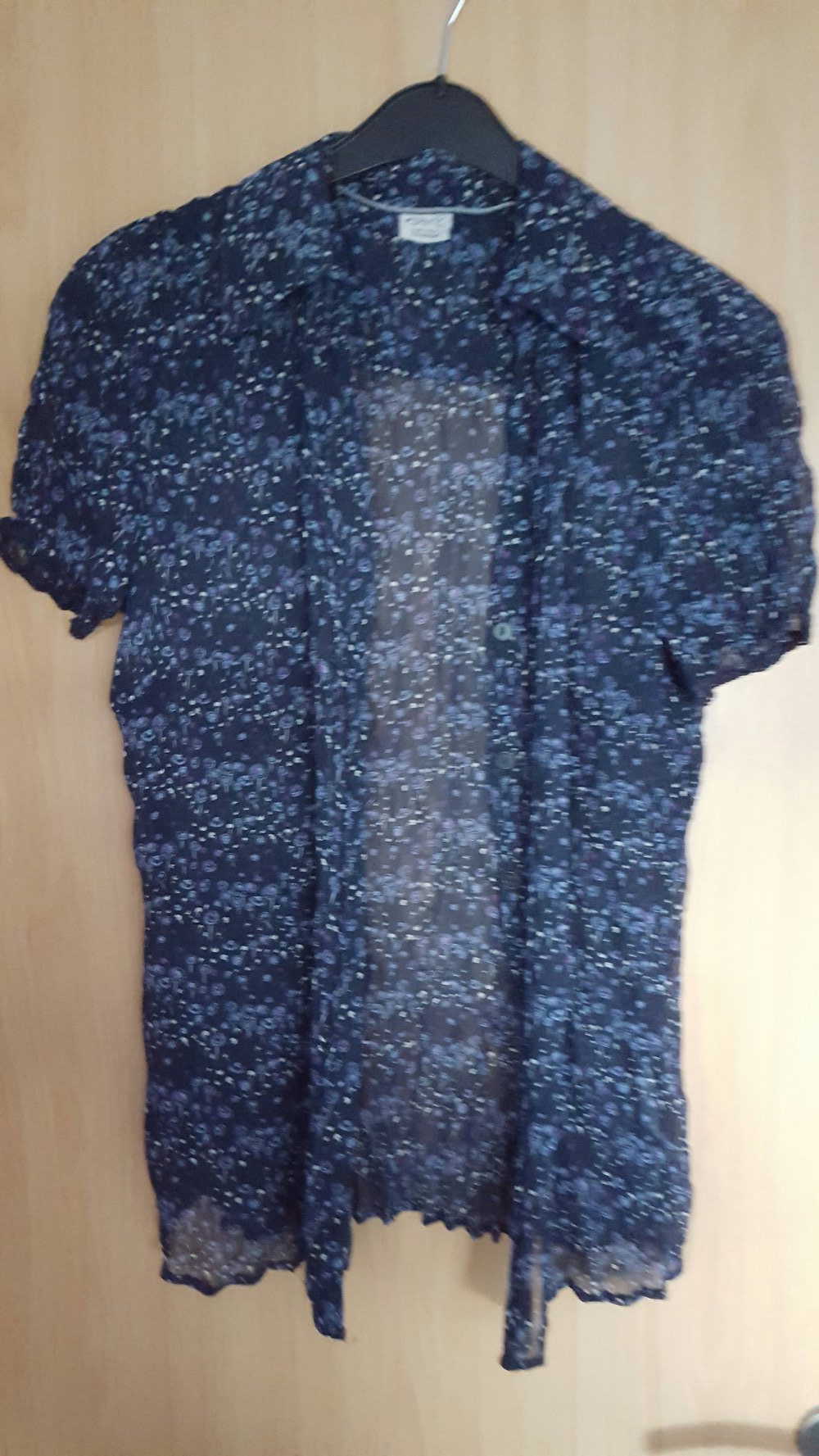 Esprit Bluse mit Blümchen