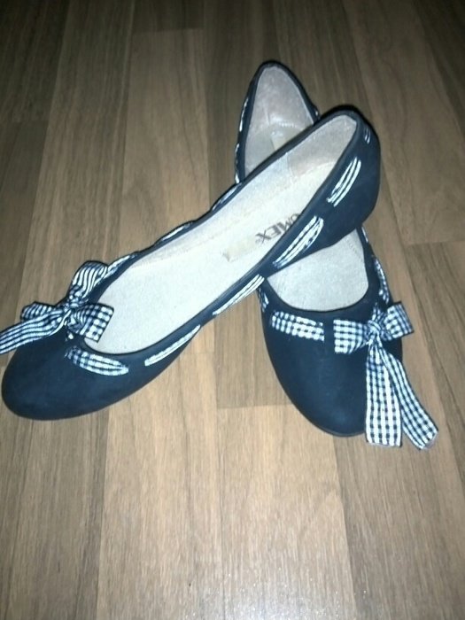 Schwarze Schleifen-Ballerinas von Jumex