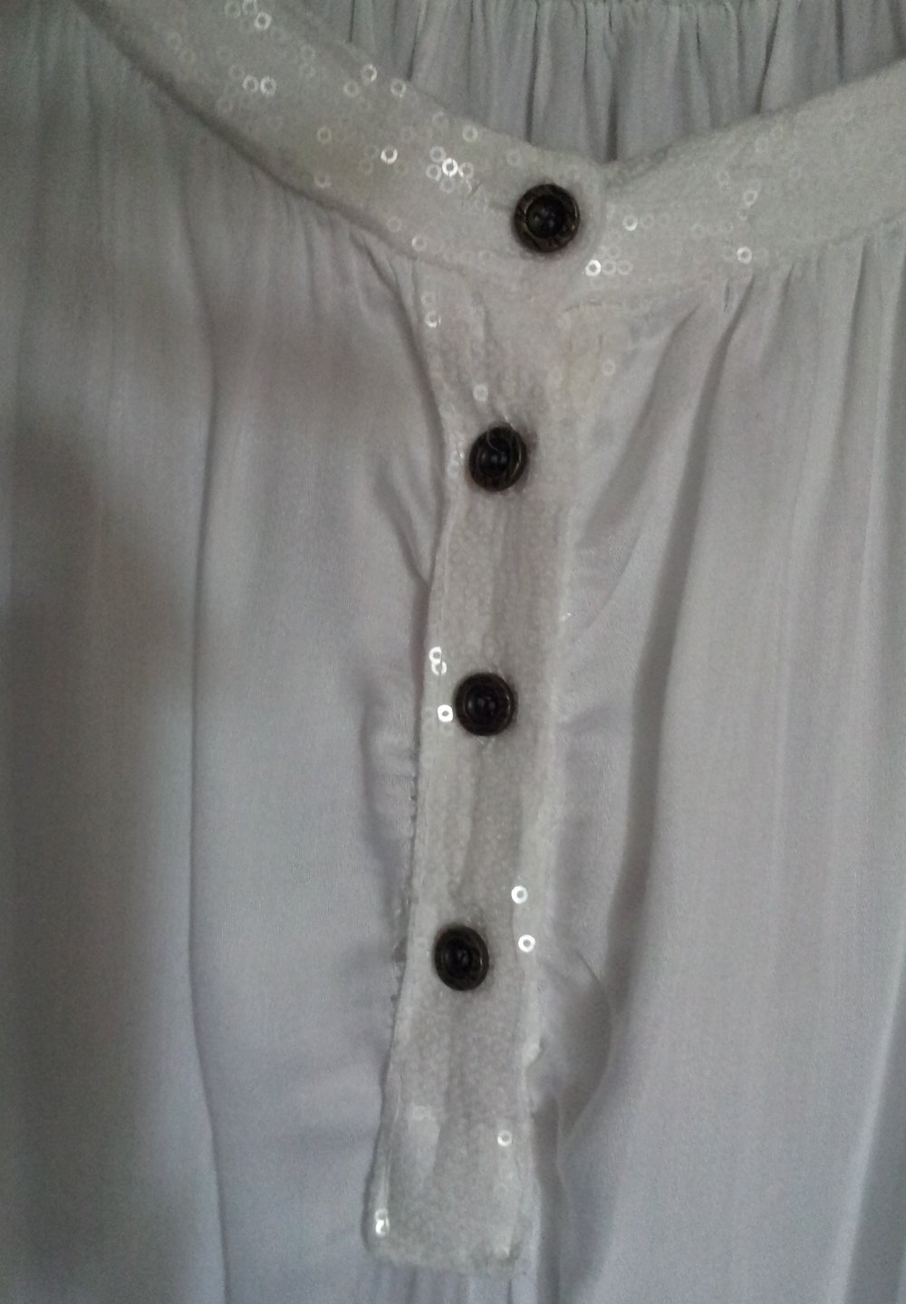 Wunderschöne Tunika-Bluse Größe 38-42 mit Pailletten Weiß