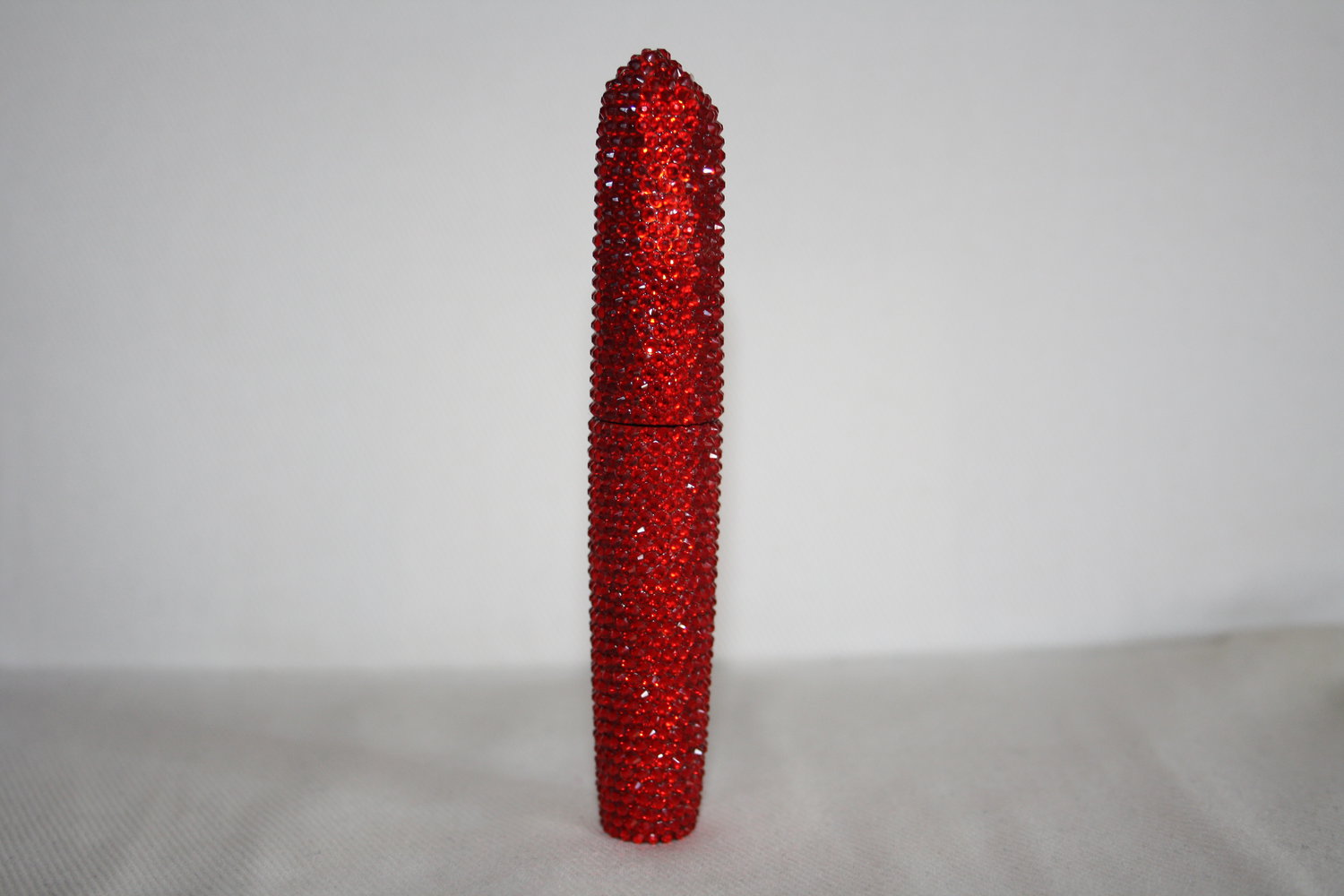 * Sammlerstück Lip Lacquer Manhattan mit 200 Swarovski Kristallen