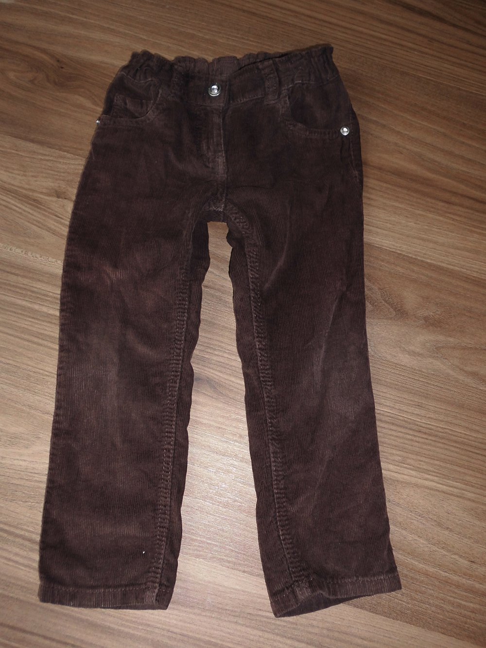 Braune Cordhose Gr. 98