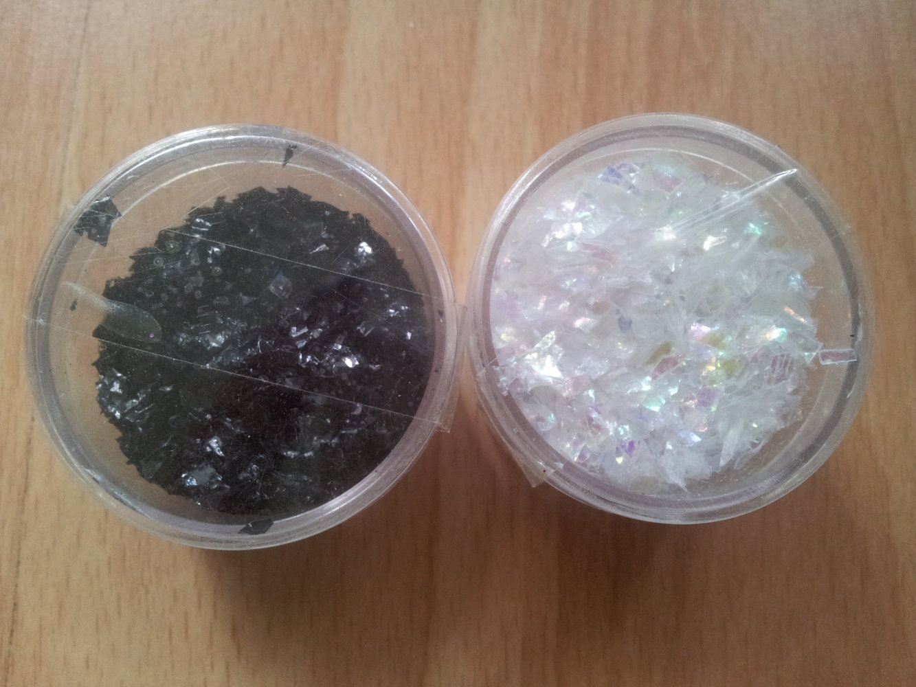 Gitter Glitzer Nageldesign Fingernägel