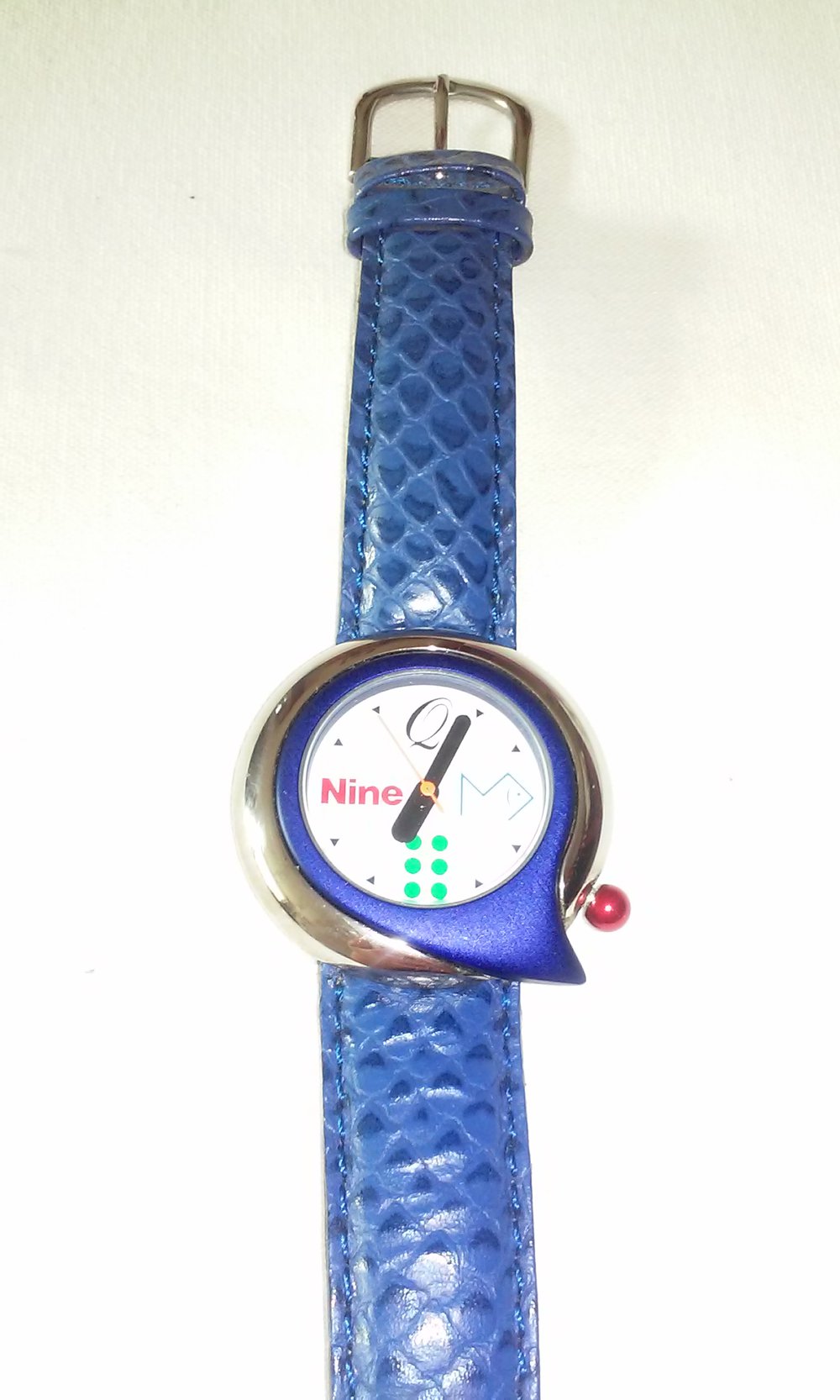 Damenuhr (volle Batterie!) cooles Designe, silberfarben, Lederarmband