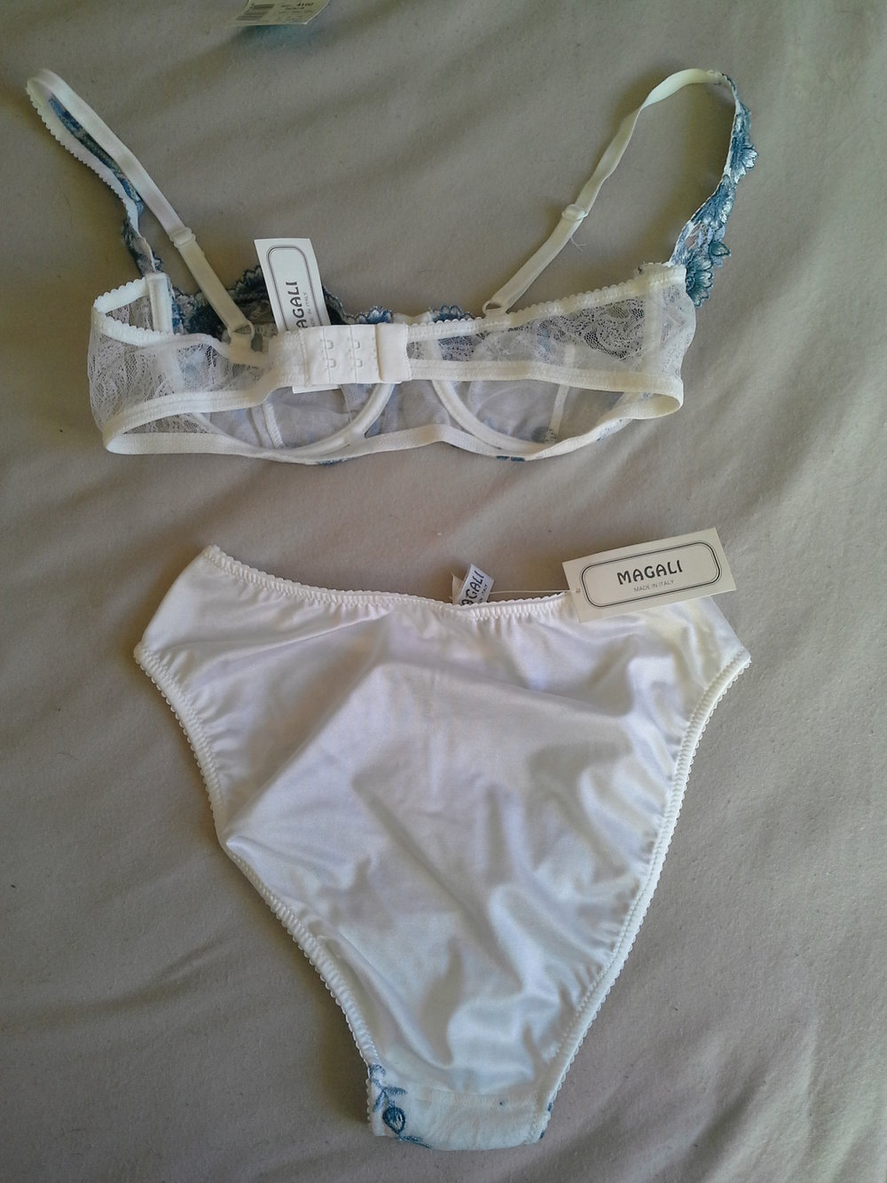 Magali, blau weiß durchsichtiig, slip 40 BH 75C