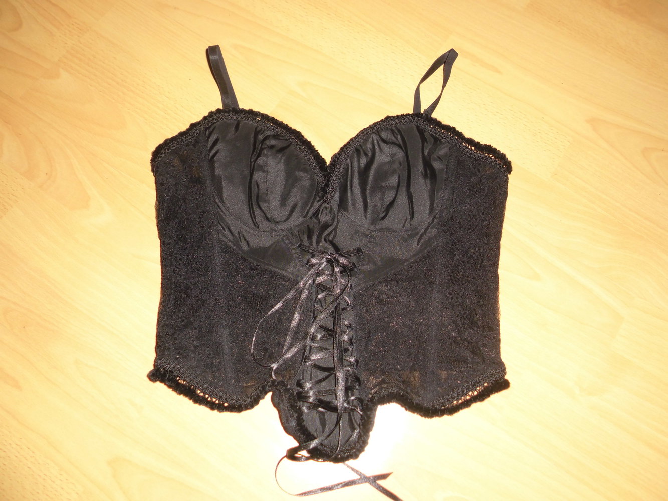 Schwarze Corsage - Größe M/L - TOP-Zustand! Gothic