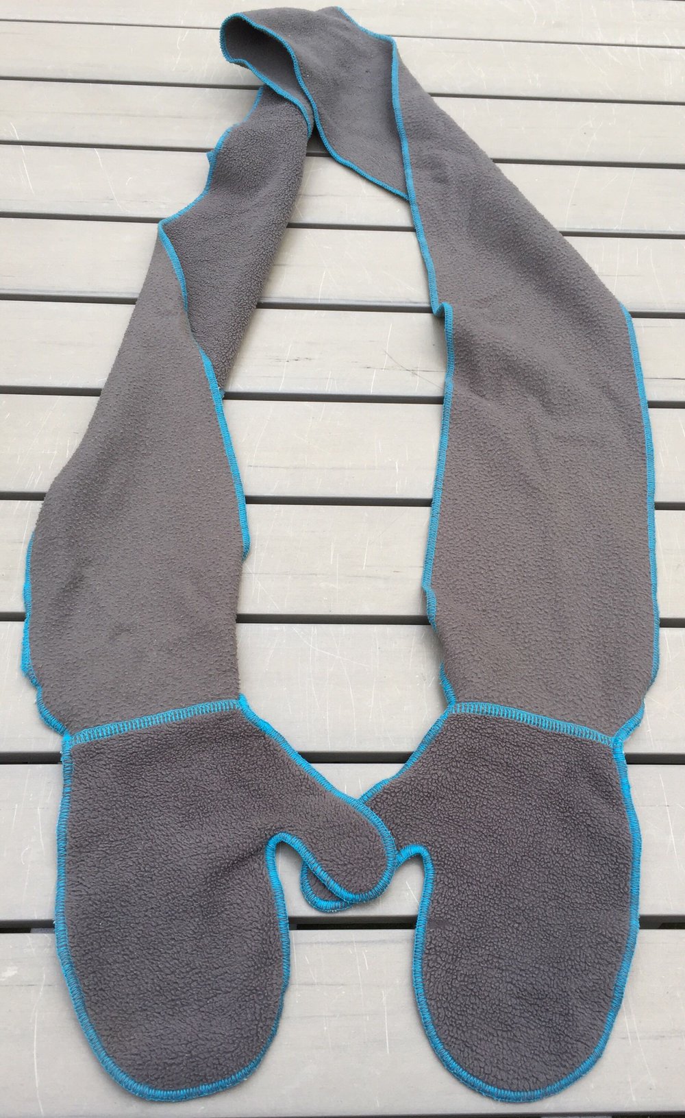 H&M 2in1 FLEECESCHAL Schal mit Handschuhen