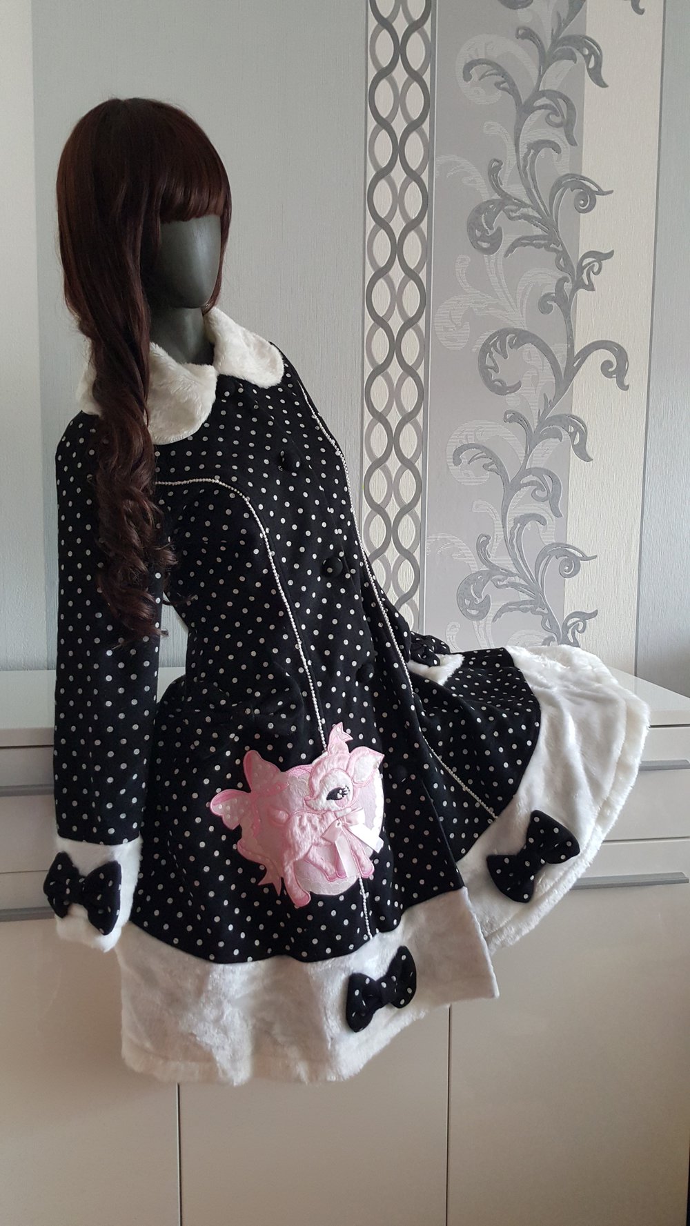 Lolita Cosplay Mantel + Schleifen Brosche Bambi Schleifen Herzen M 38