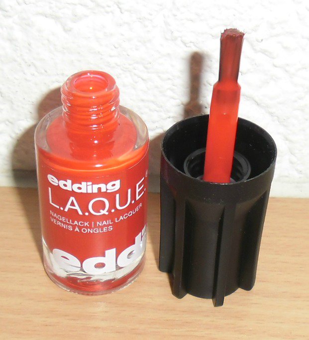edding L.A.Q.U.E Nagellack Sexy Strawberry