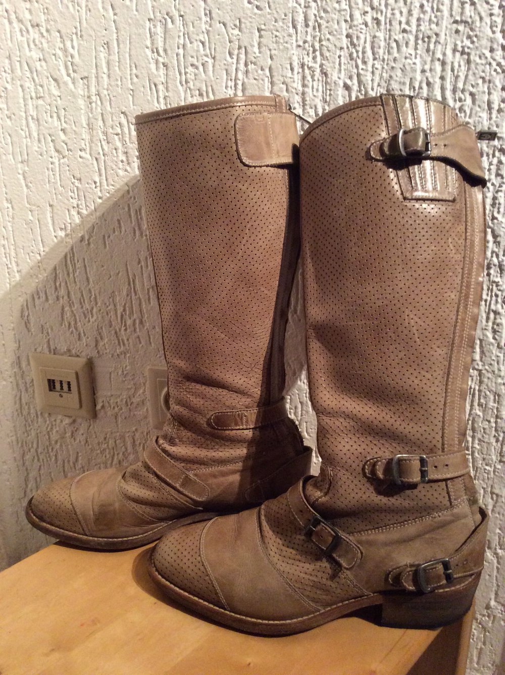 Belstaff Trialmaster Größe 38 Bikerstyle Lederstiefel Budapesterstyle Lochmuster 