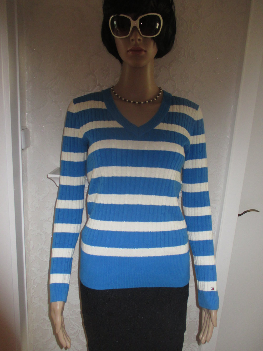 NEU Streifen Zopfmuster V- Ausschnitt Strick- Pullover ''TOMMY HILFIGER'' Gr. 36- 38/ S türkis- weiss