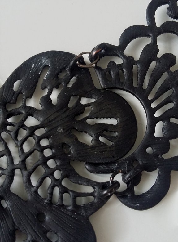 schwarze Statement-Kette 