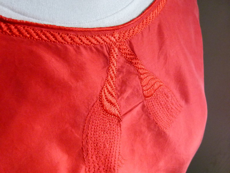 Seiden Bluse, mit Ton in Ton Stickerei, rot, Sommer Retro Goa Festival Strand Boho Cottagecore