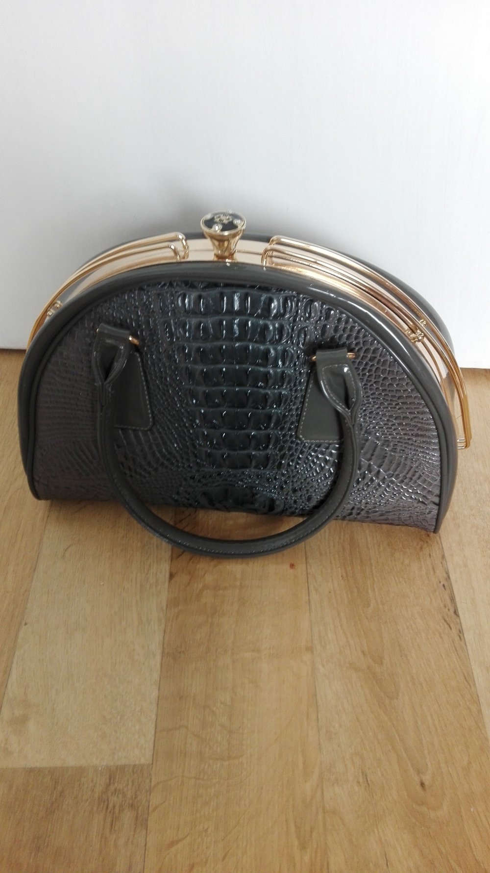 Handtasche