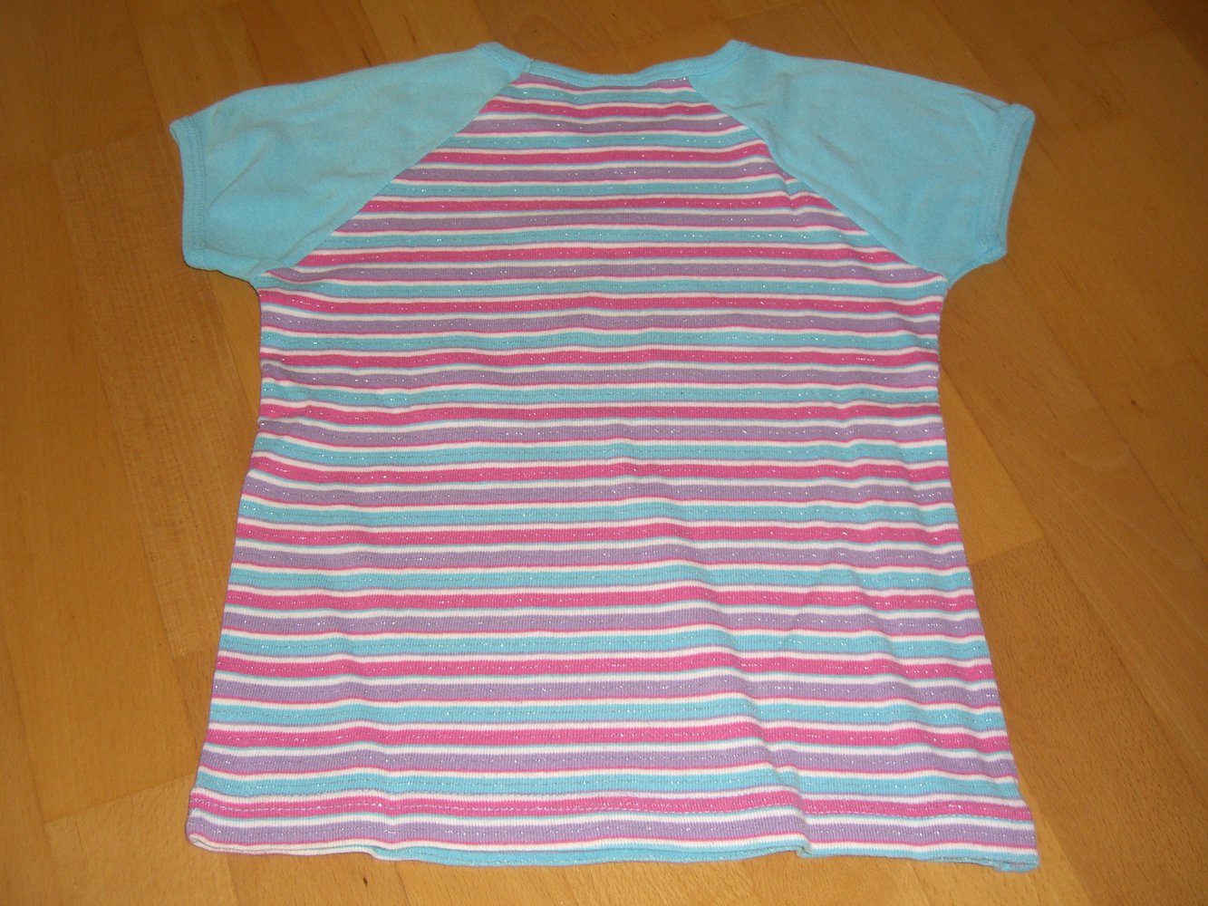 gestreiftes T-Shirt